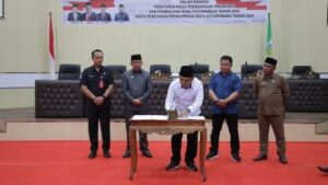 DPRD Kotamobagu Gelar Paripurna Penutupan dan Pembukaan Masa Sidang Tahun 2023 dan 2024