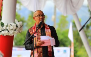 Wagub Steven Kandouw dan Wali Kota Asripan Nani Hadiri Perayaan 120 Tahun Pekabaran Injil GMIBM